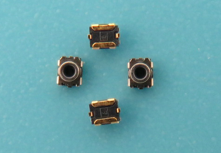 MSR 6rd RF SWITCH CONN,L1.4 * W1.2 * H0.65mm